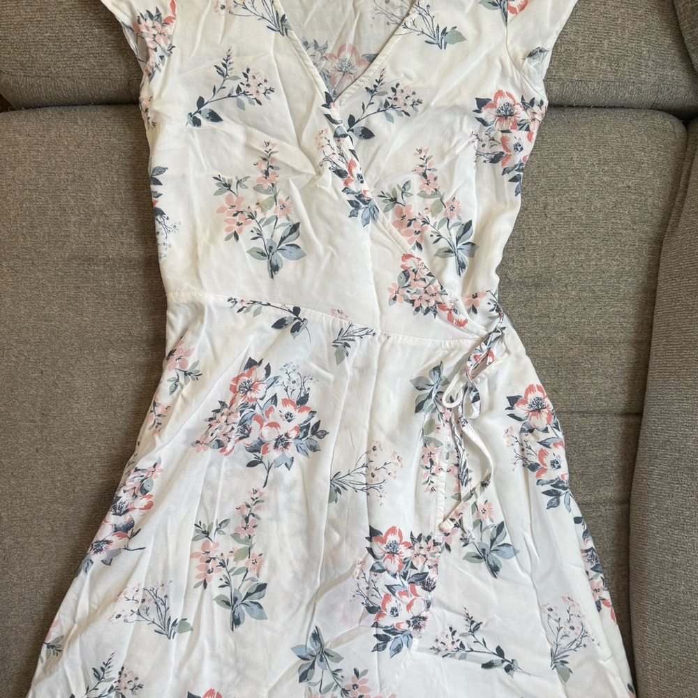 Hollister White Floral Midi Dress